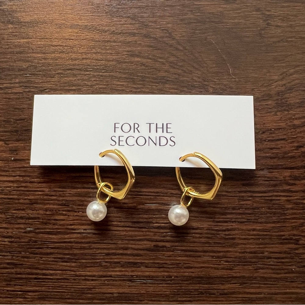 For The Seconds - Unconditional Earrings